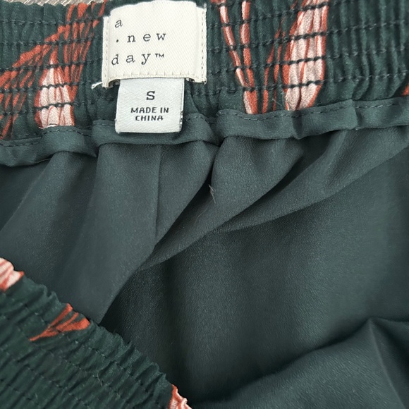 Midi skirt - lined, size S - Picture 2 of 2